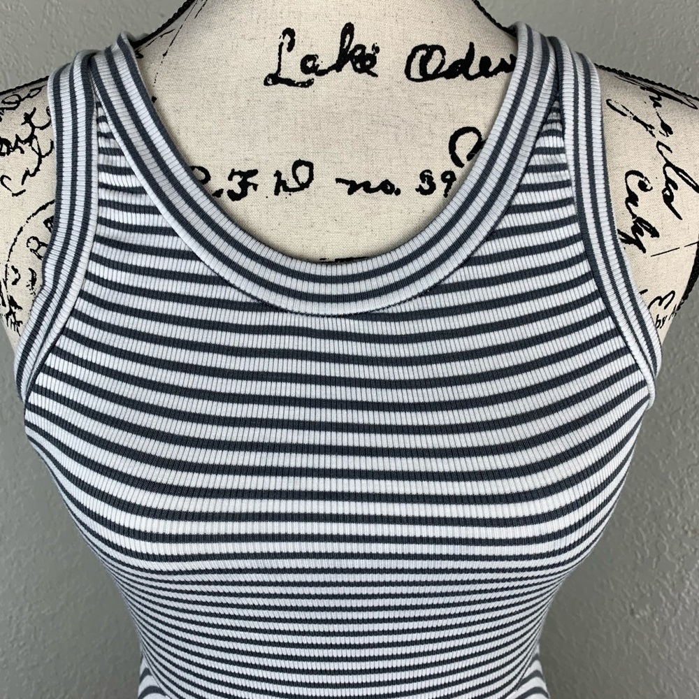 Everly Striped Sleeveless Dress Size M - Picture 2 of 6